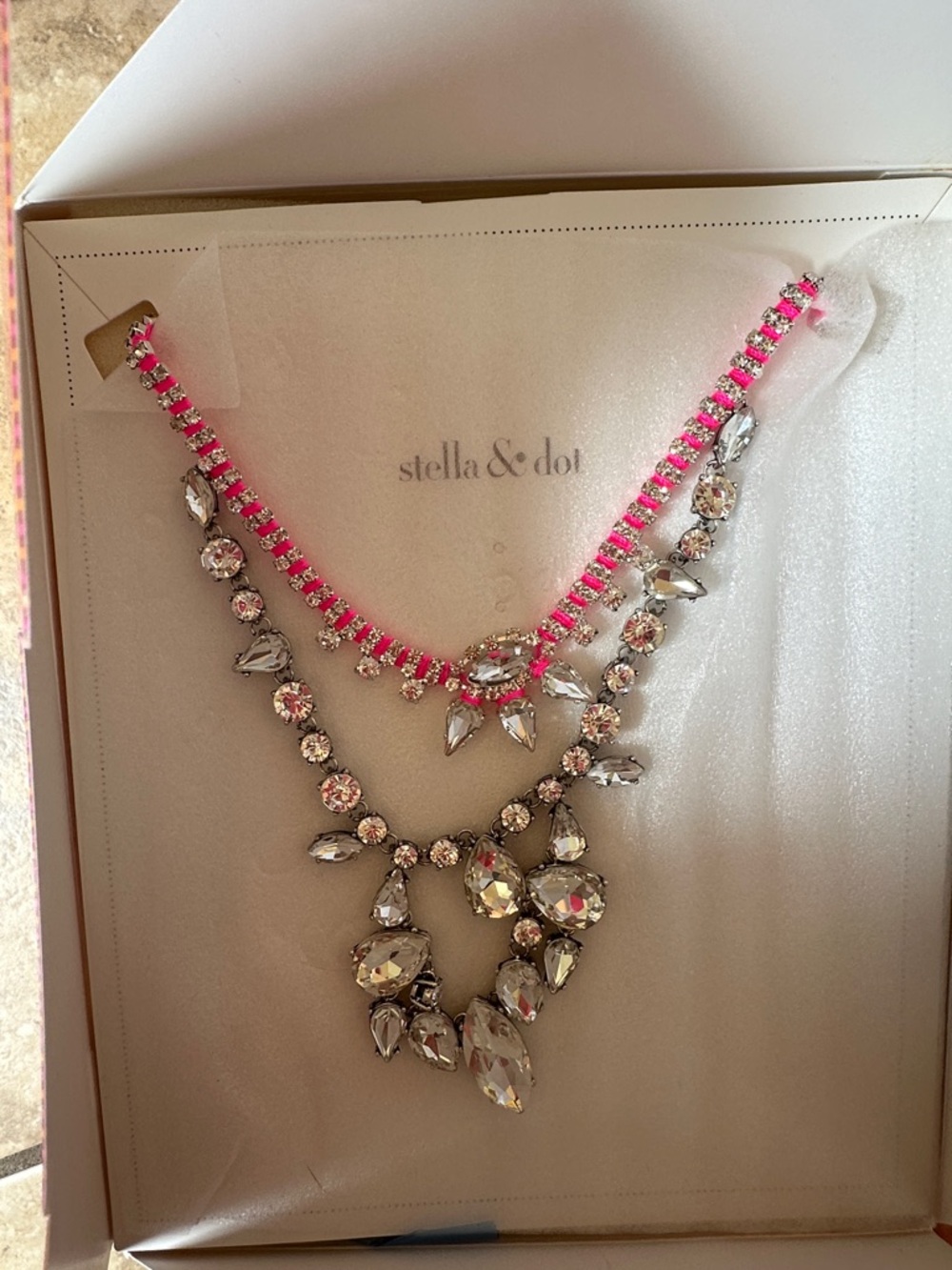 Stella & Dot Neon Dream Statement Necklace!  Hot Pink and Clear Crystal Layered